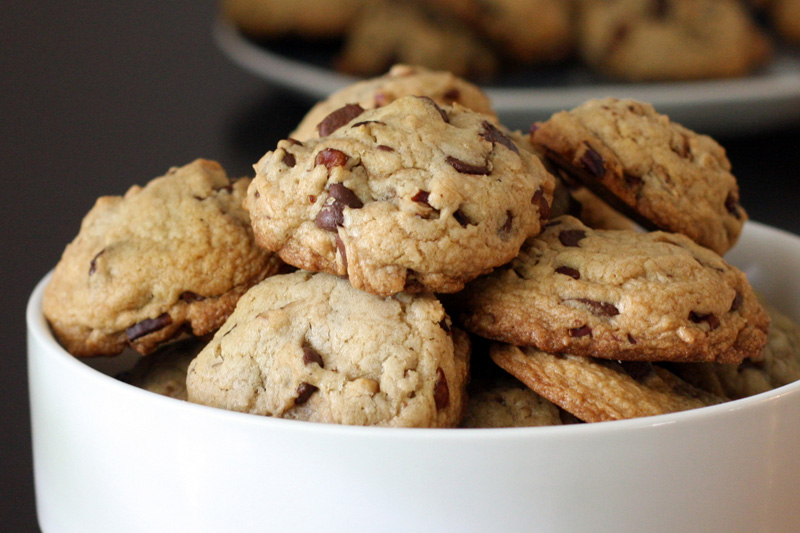 chocolate chip cookies with oats